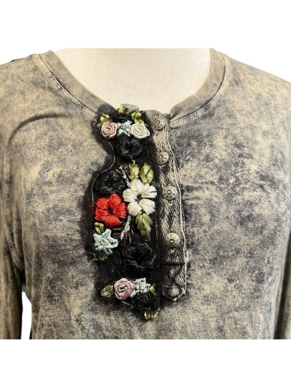 ARATTA SILENT JOURNEY Mineral Acid Wash Embroidered LS Tunic Shirt Boho Sz S EC - Picture 2 of 7